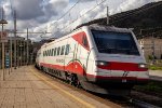 Frecciabianca (White Arrow) train #8623 whips around the curve at Sestri Levante 